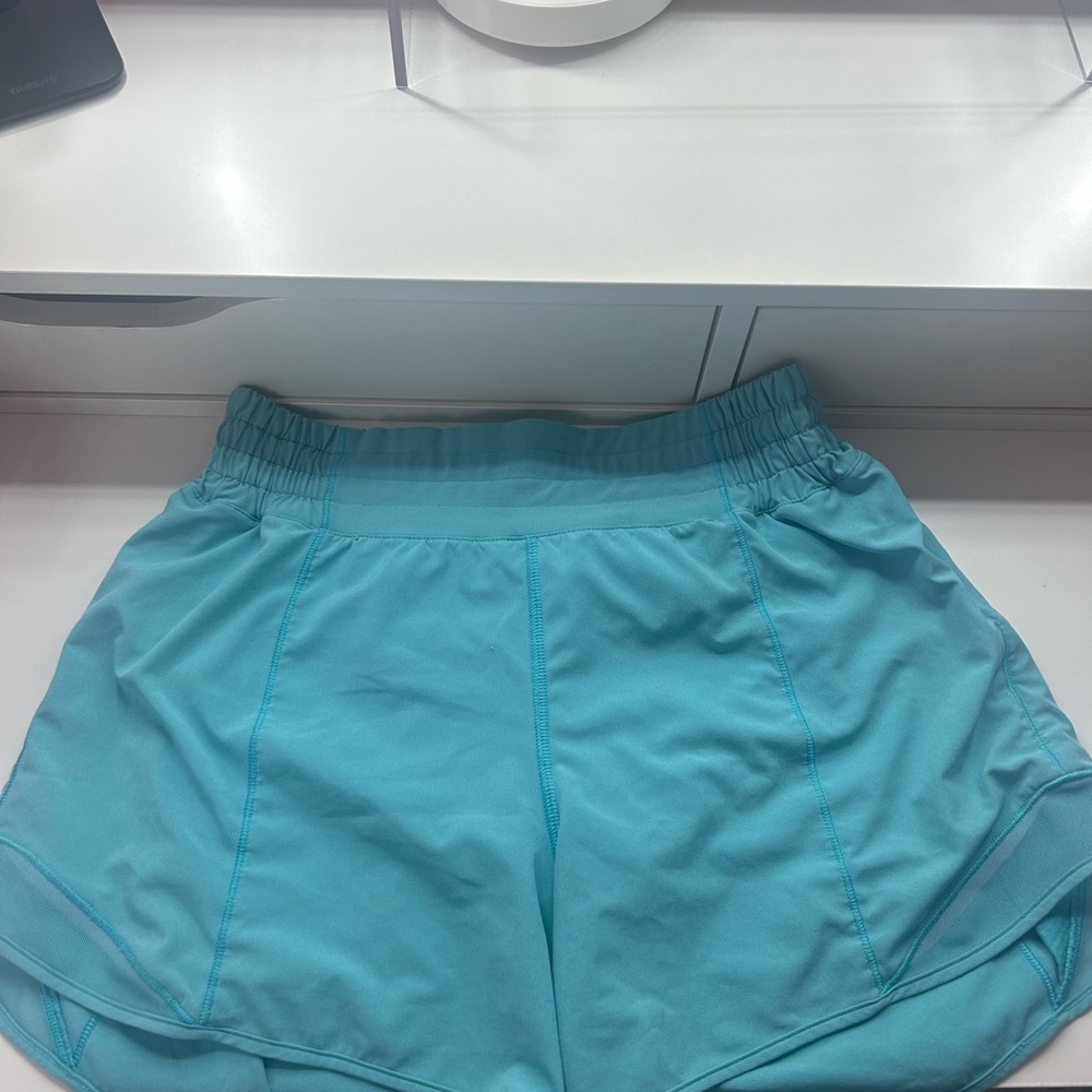Lululemon Hotty Hot HR 4” Electric Turquoise